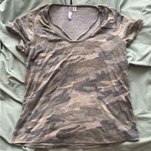 Alya Camo Tee